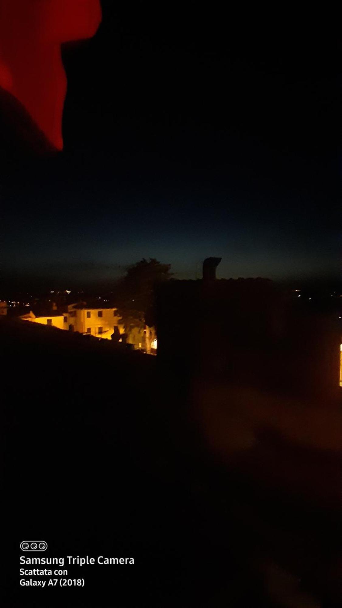 Il Paradiso Sopra Le Nuvole Peccioli Zimmer foto